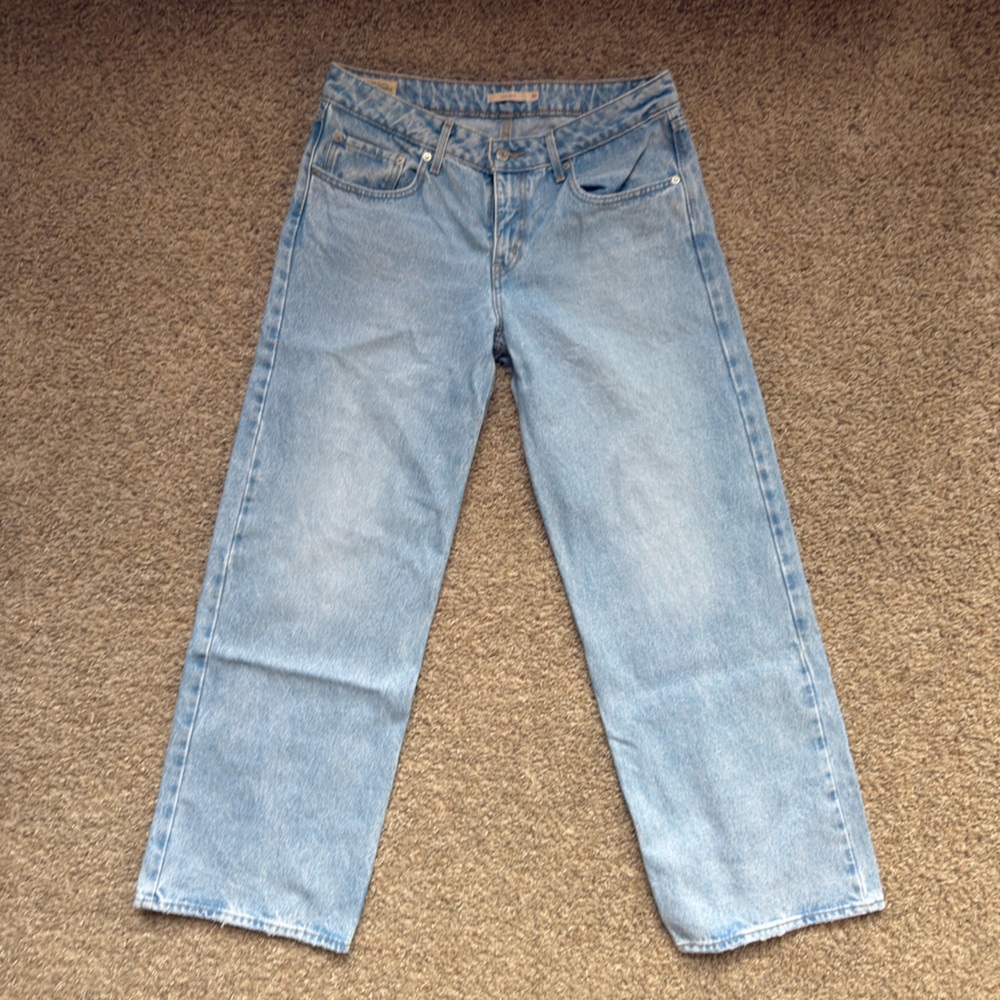 Levi’s low loose light  Blue Denim Jeans size 30